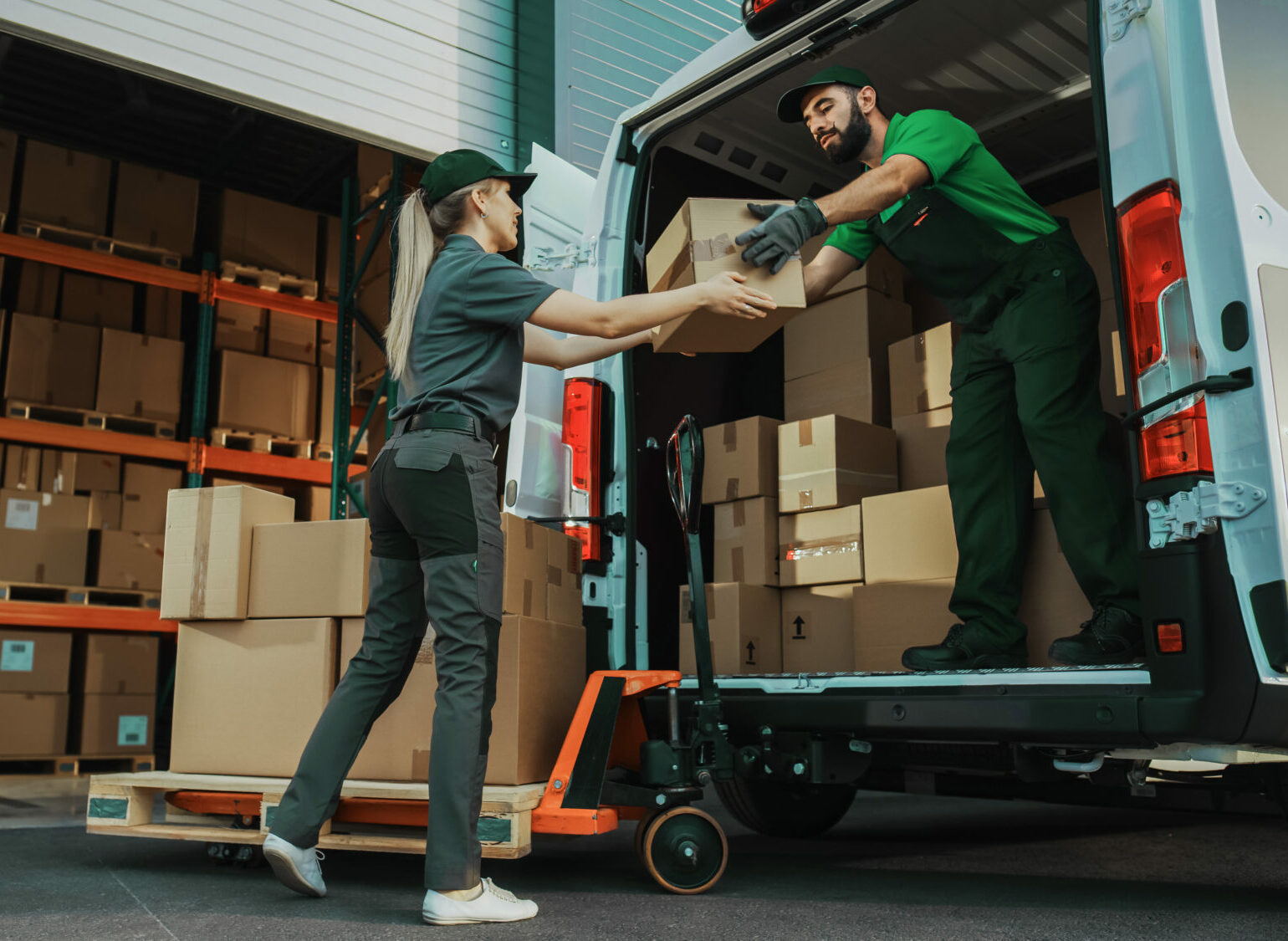 The Relationship Between Shippers And Carriers - UCW Logistics